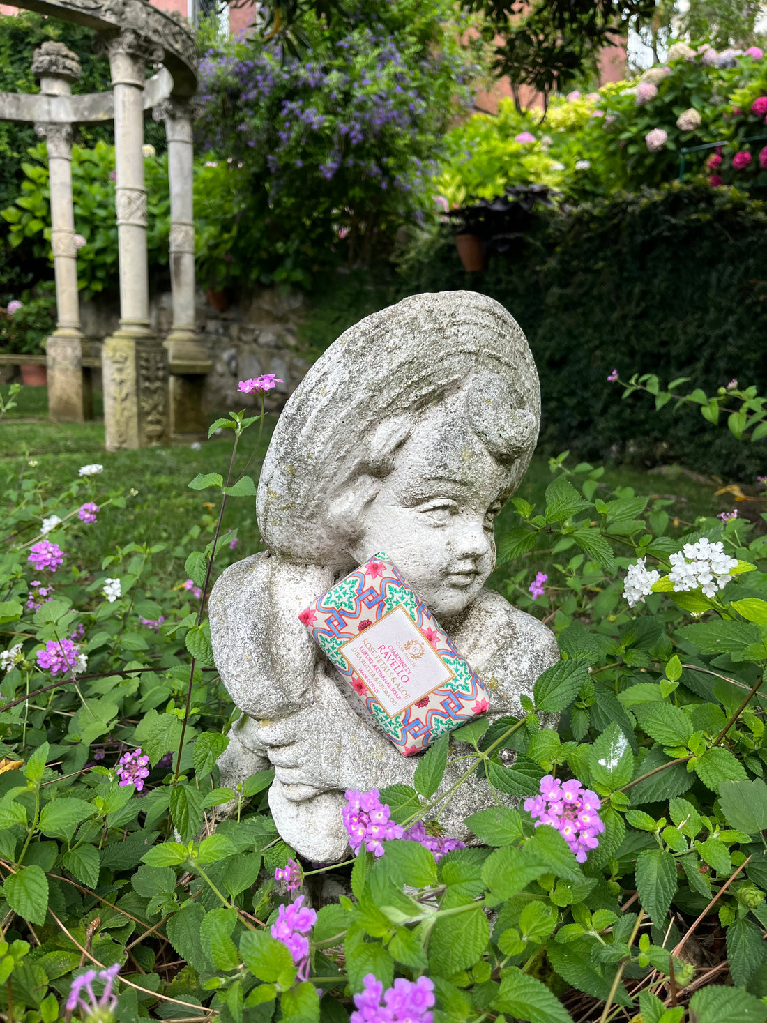 GIARDINI DI RAVELLO BODY SOAP - Rose Petals & Safron 150g