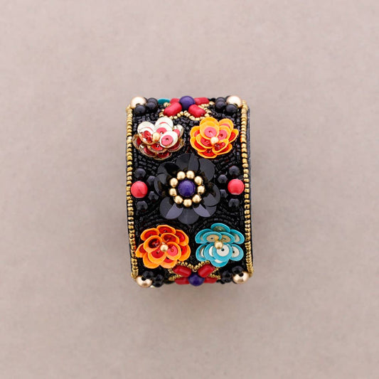 Adjustable Sequins Flower Bracelet: Gold