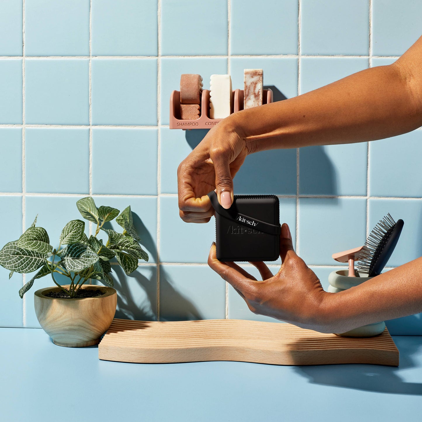 Travel Case For Shampoo Soap Bars (Black)