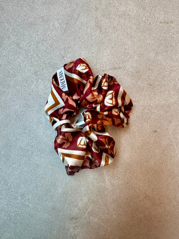 Maduma Scrunchie Maltese Cross