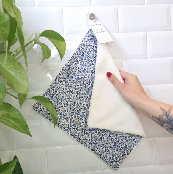 Louise sensitive skin towel