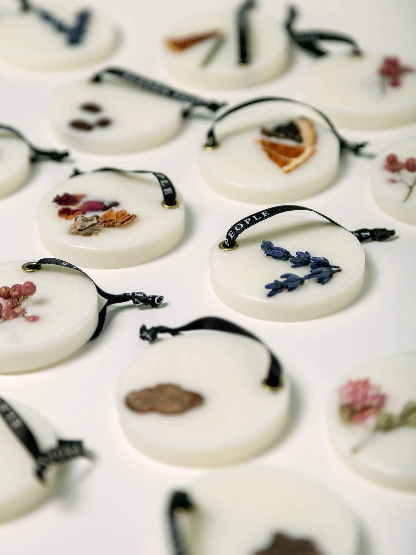 Closet Wax Bar Freshener Pack of 5 (Cardamom, Oud & Coffee)