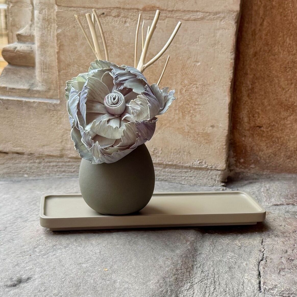 Flower Diffuser Leoni Kaki