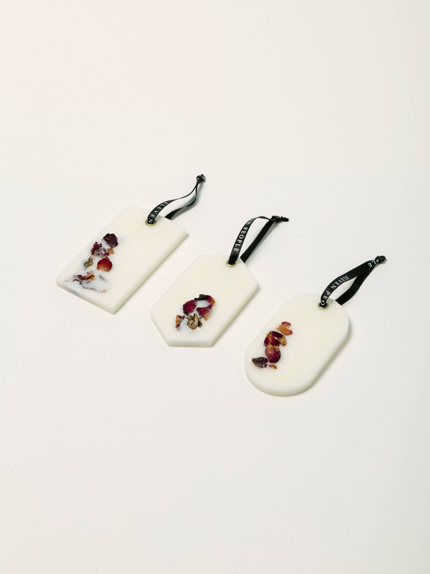 04 Rose Geranium and Vetiver Closet Wax Bar Freshener: Small