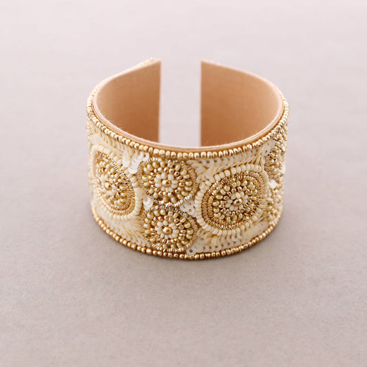 Adjustable Ethnic Beaded Bracelet: Naranaja