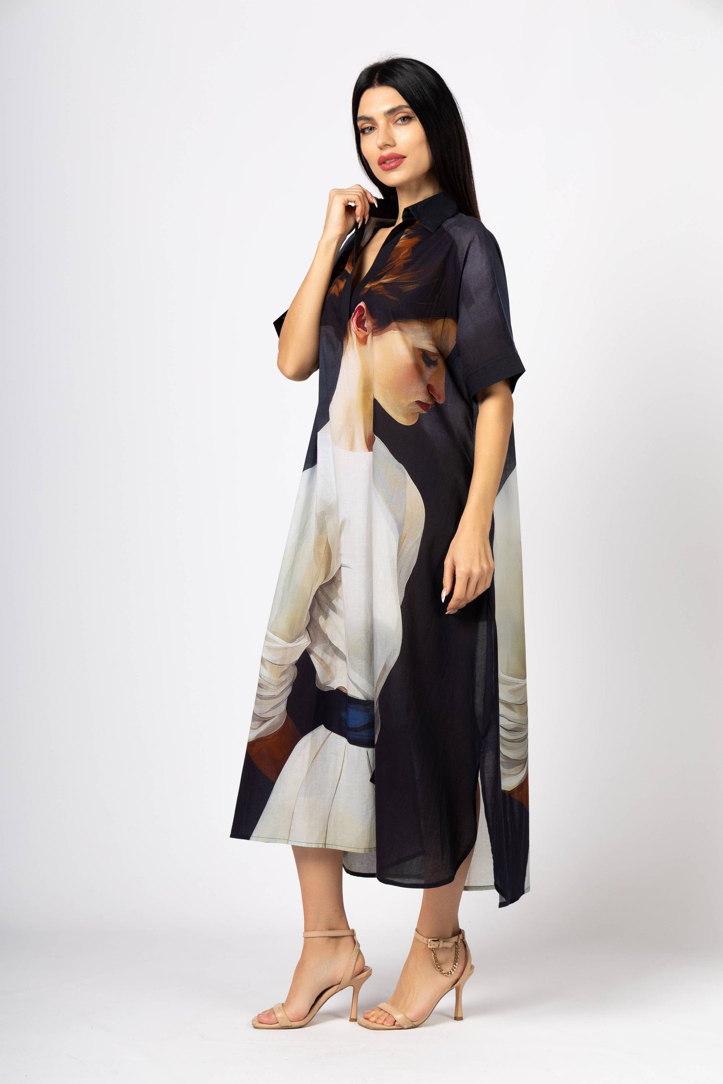 Artistic Muse Noir Midi Kaftan (One Size)