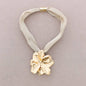 Choker Magnet Mesh Pendant Flower Metal-Dorado