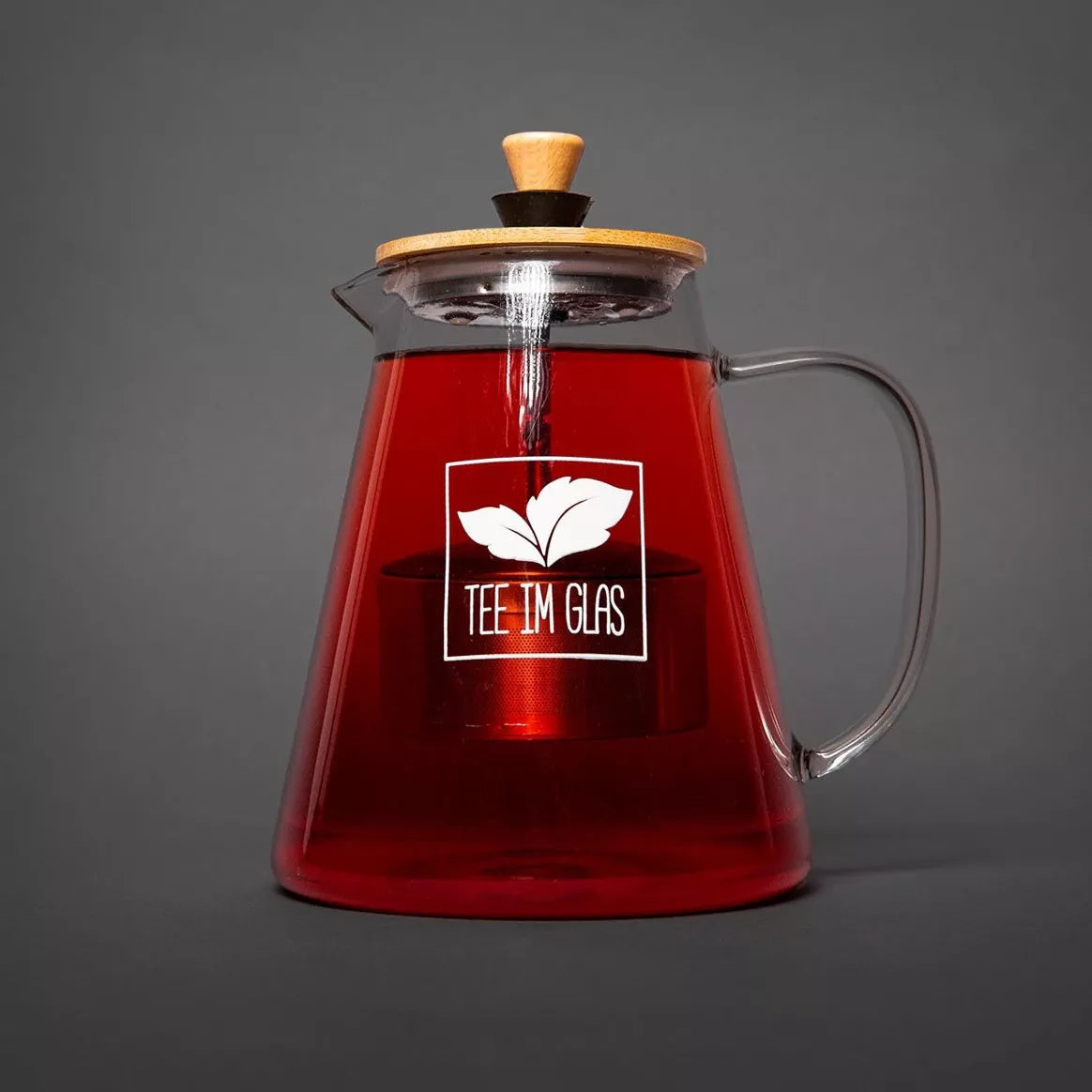 Tea Pot With Tea Strainer