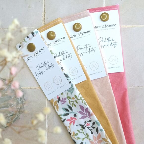 Juliette Toothbrush Pouch