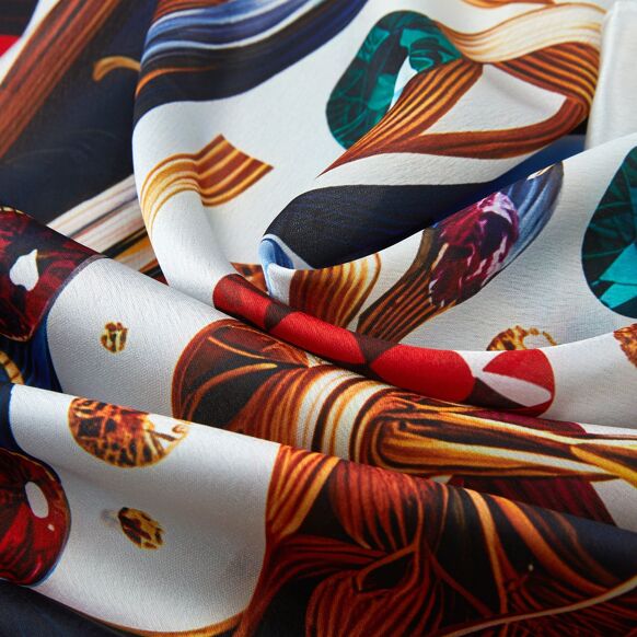 Large Metal Panther Zo‚ silk square