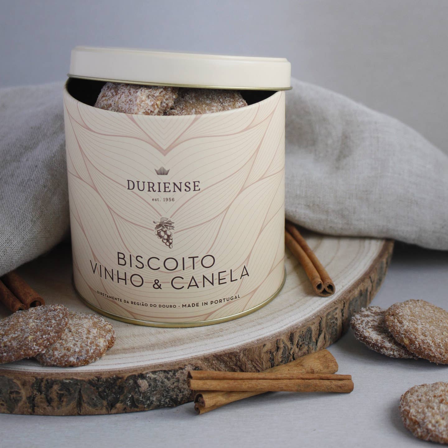 Pineapple and Ginger Biscuit - Tin