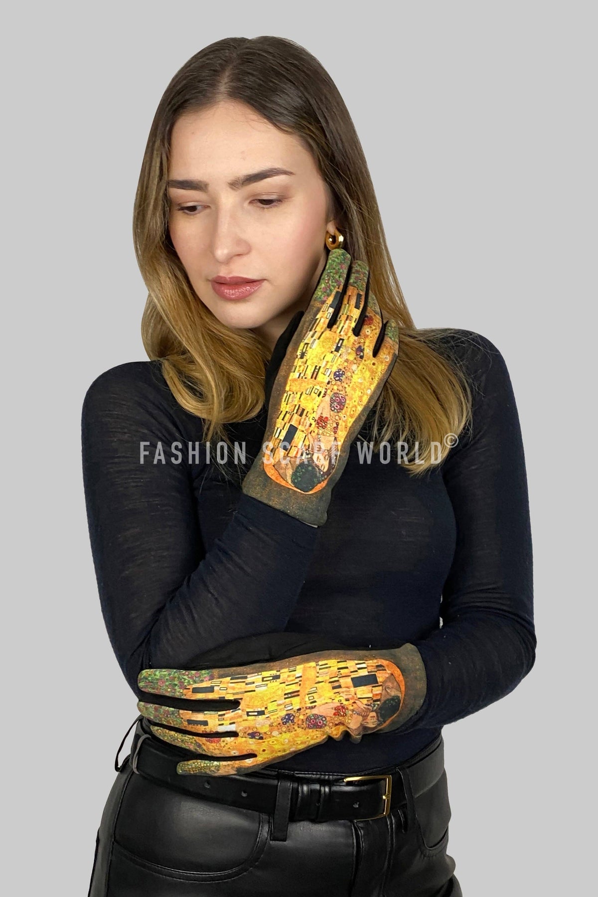 Klimt The Kiss Print Suede Touchscreen Gloves- Black
