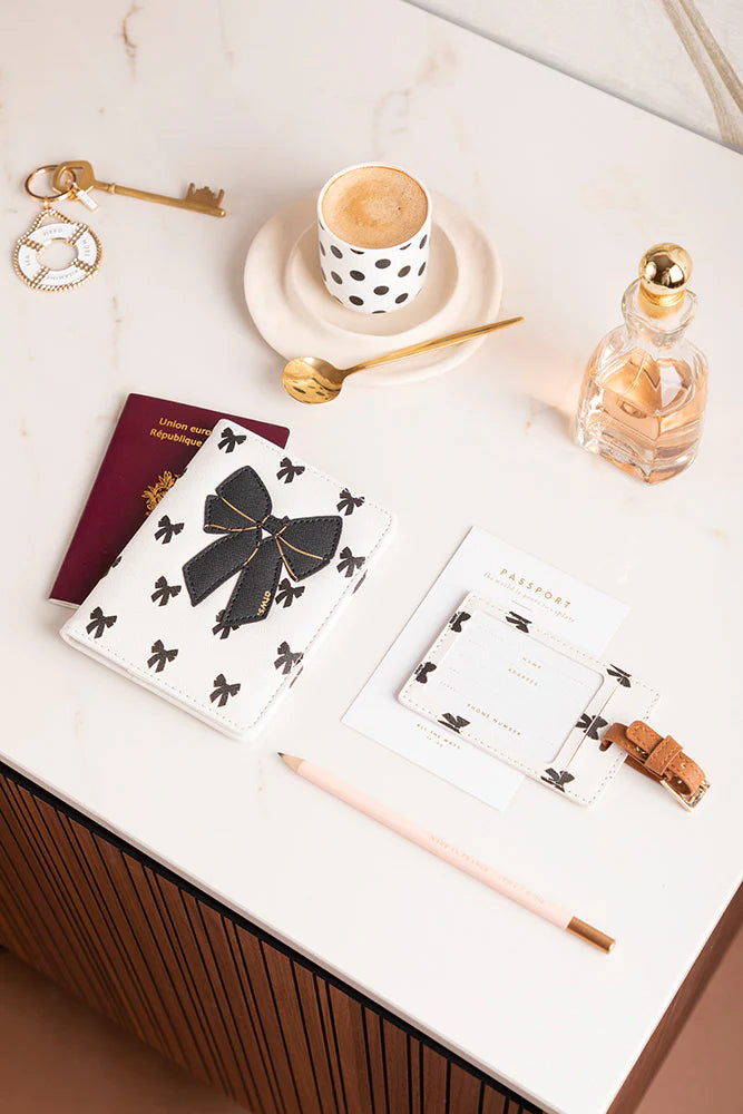 Black Bow Travel Set