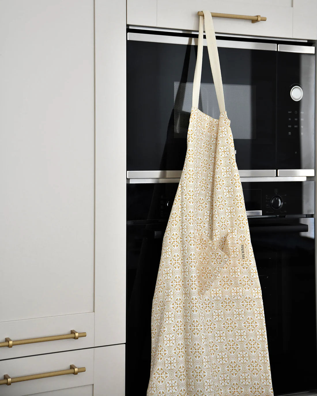 Maduma Apron Gold