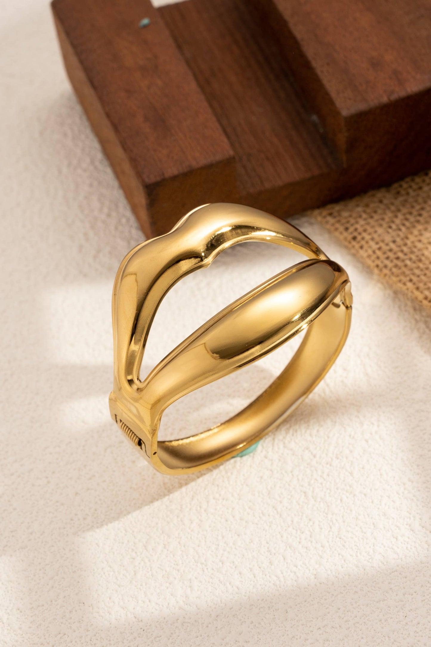 Modern Women's Gold Bangle Bracelet (stainless steel )
