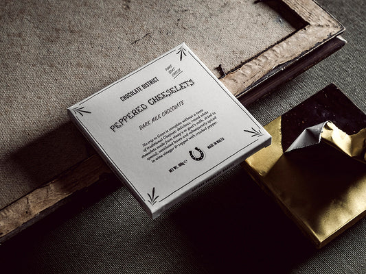 Peppered Cheeslets Dark Chocolate